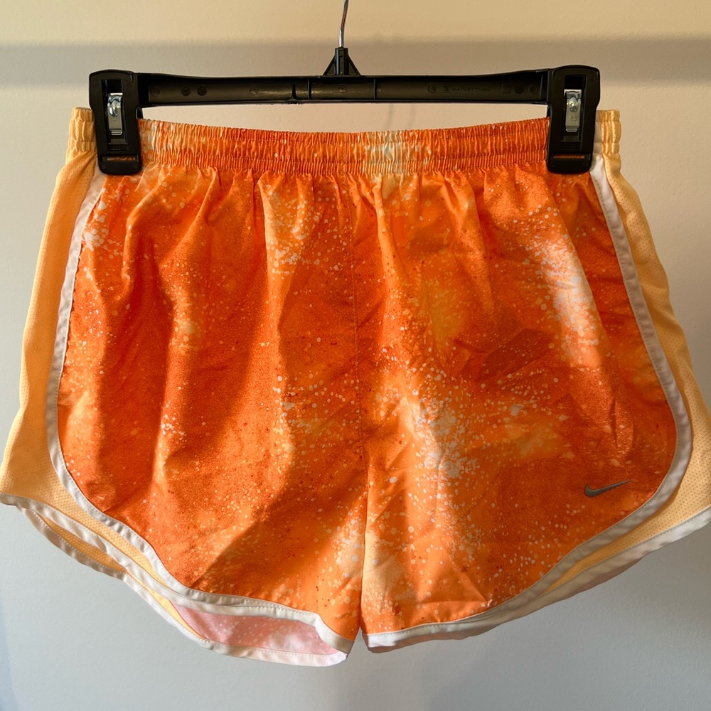 NIKE Women’s Running Shorts